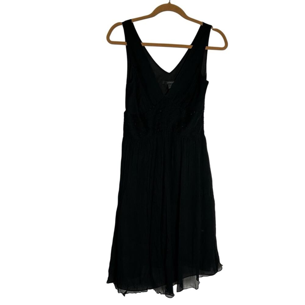 Express 100% Silk Black Sleeveless V Neck Beaded Y2K Knee Length LBD  Size 6‎